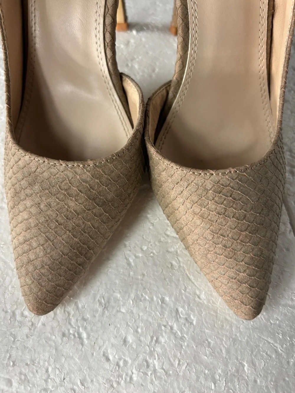 Catherine Malandrino SZ 8.5 Arla Taupe Stiletto Pumps Dressy Office Formal MOB